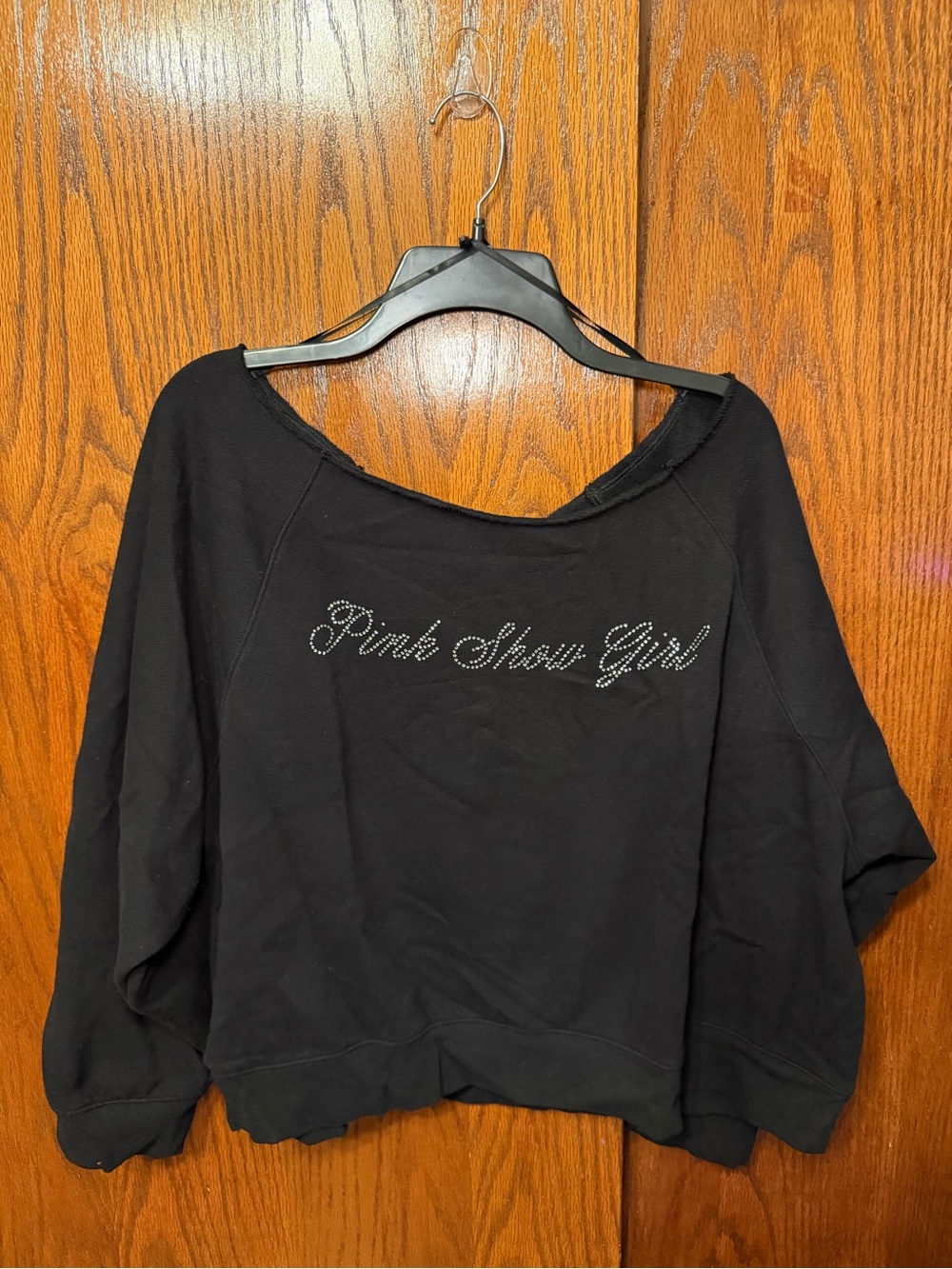 VS PINK CAMPUS FLEECE™ OFF-THE-SHOULDER SWEATSHIRT